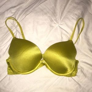 Victoria’s Secret bra